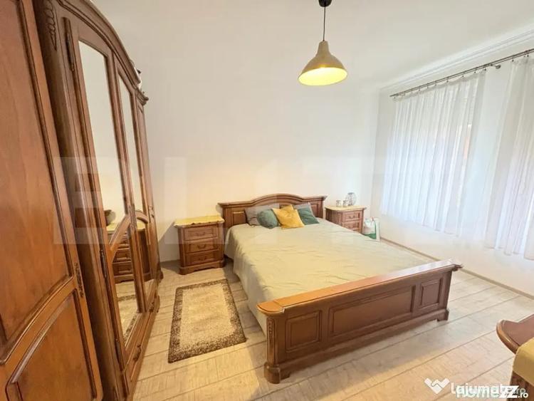 Casă cu 7 camere cu Teren 566 Mp în Nord