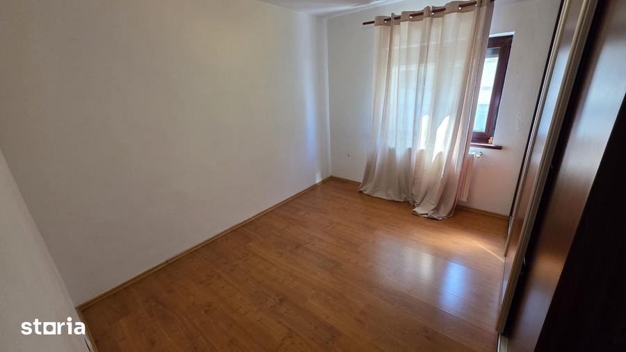 Apartament cu 4 camere în Central
