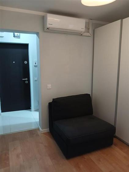 Apartament cu 3 camere decomandat, mobilat în Centru Civic