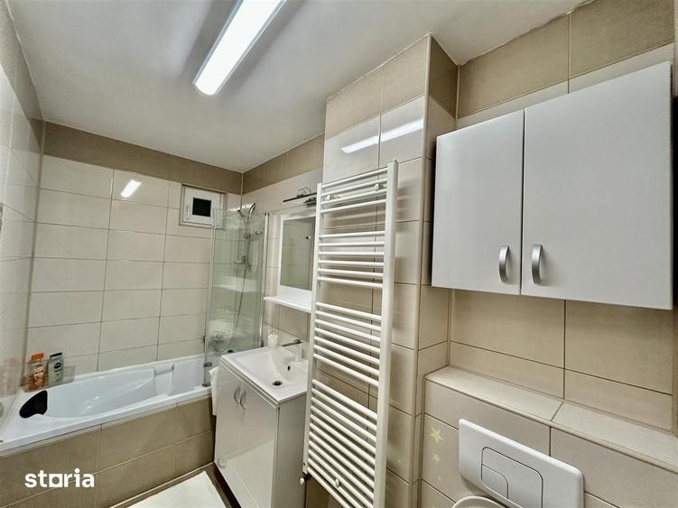 Apartament cu 3 camere decomandat în Terezian