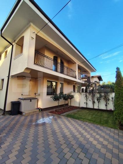 Duplex cu 4 camere cu Canalizare în Florești