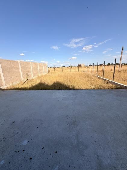 Duplex cu 4 camere cu Canalizare în Giarmata