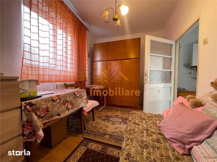Casă cu 4 camere cu Teren 1439 Mp în Iorga