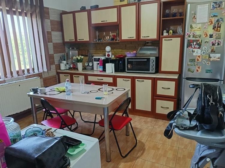 Casă cu 4 camere în Valu lui Traian