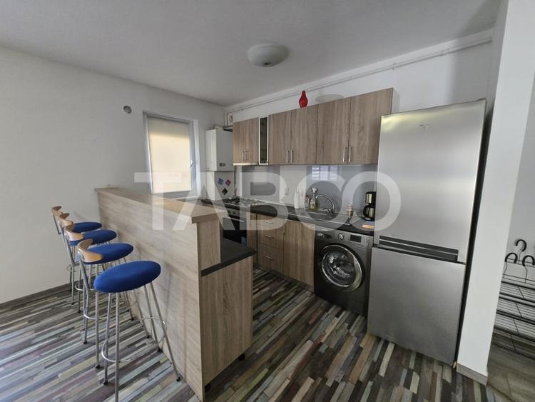 Apartament cu 2 camere decomandat, mobilat în Lupeni