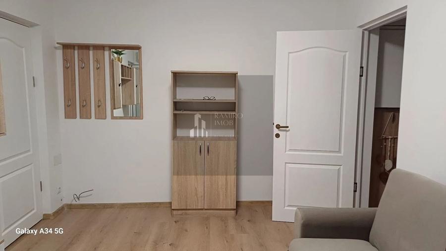 Apartament cu 2 camere semidecomandat, mobilat în Sălaj