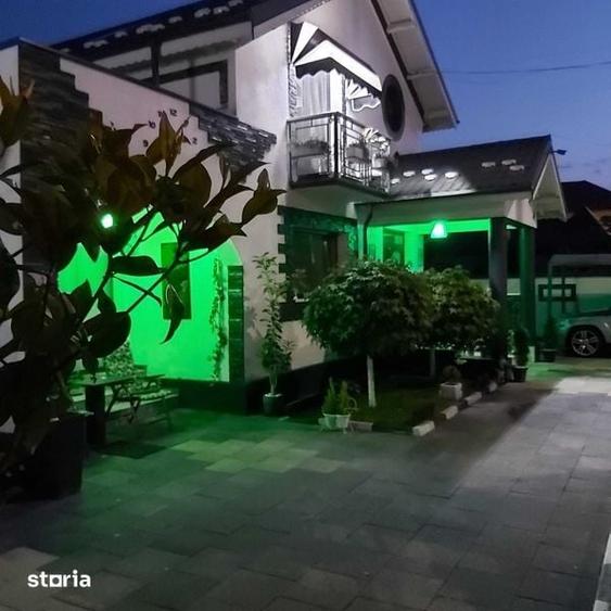 Casă cu 4 camere cu Teren 343 Mp în Central