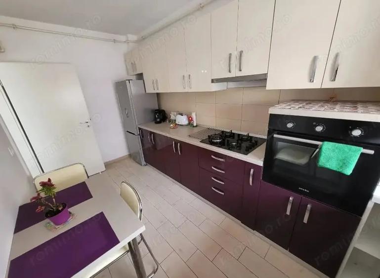 Garsonieră semidecomandată în Gara de Nord