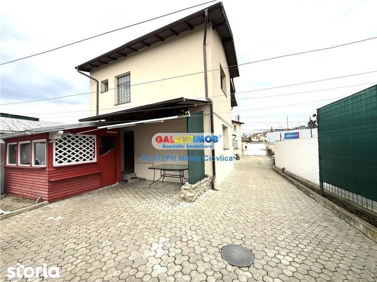 Casă cu 4 camere cu Teren 985 Mp în Central