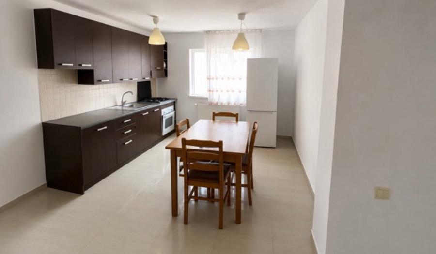 Vila de vis cu gradina - 3