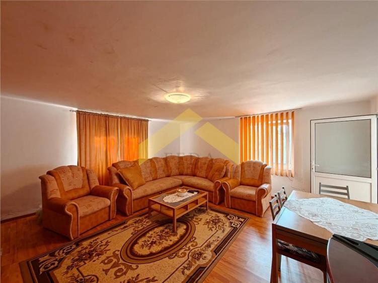 Casă cu 3 camere cu Teren 2504 Mp în Cuiaș