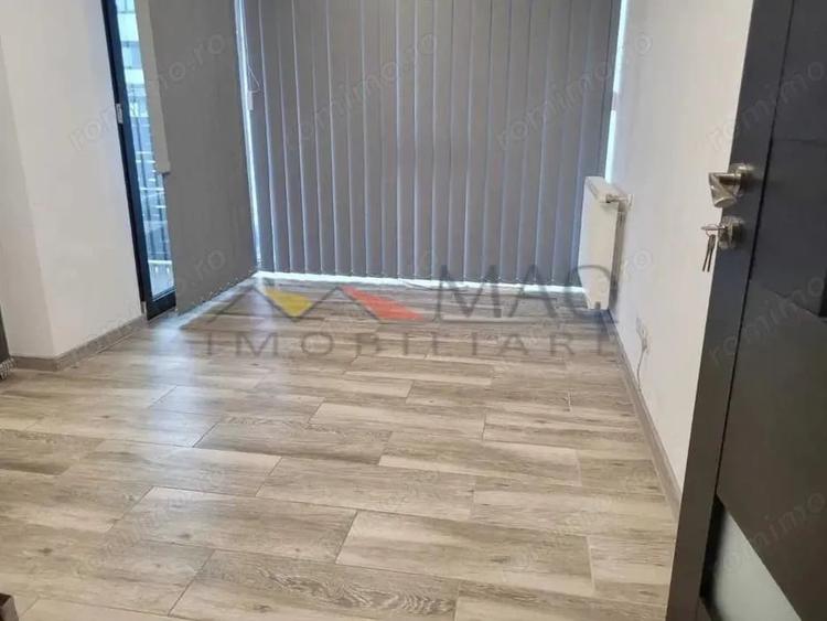 Apartament cu 3 camere decomandat în Tudor