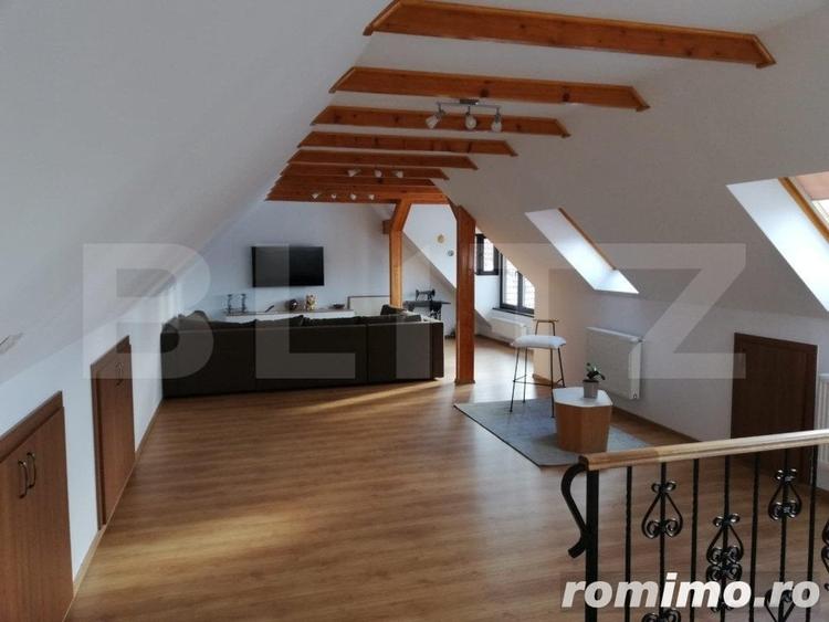 Casă cu 8 camere cu Teren 1545 Mp în Central