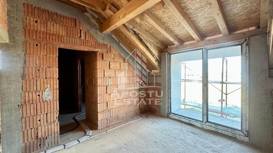 Duplex cu 4 camere cu Canalizare în Dumbrăvița