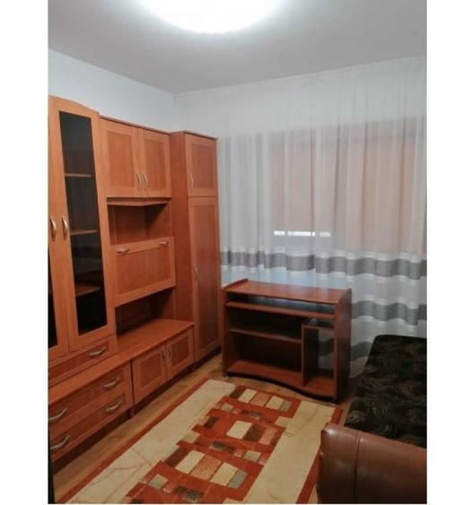 Apartament cu 4 camere decomandat în Iancului
