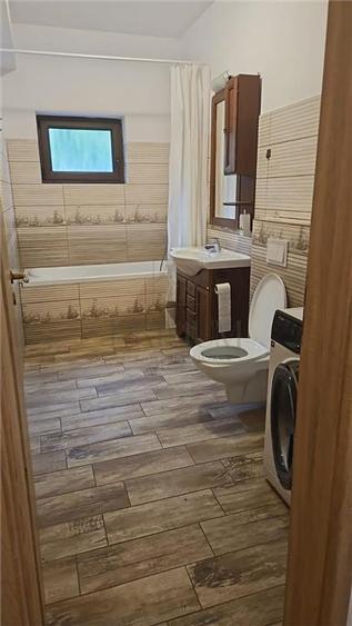 Casă cu 3 camere cu Teren 380 Mp în Dumbrăvița