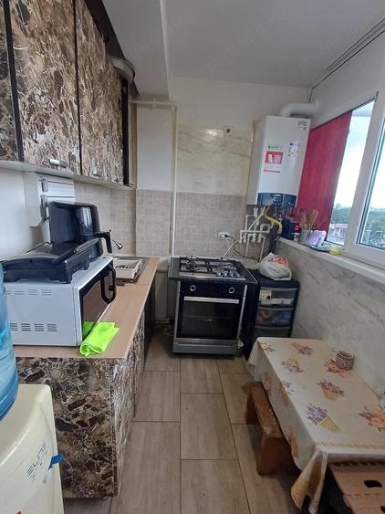 Apartament cu 2 camere decomandat în Olteniței