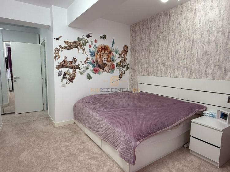 Apartament cu 3 camere semidecomandat, mobilat în Central