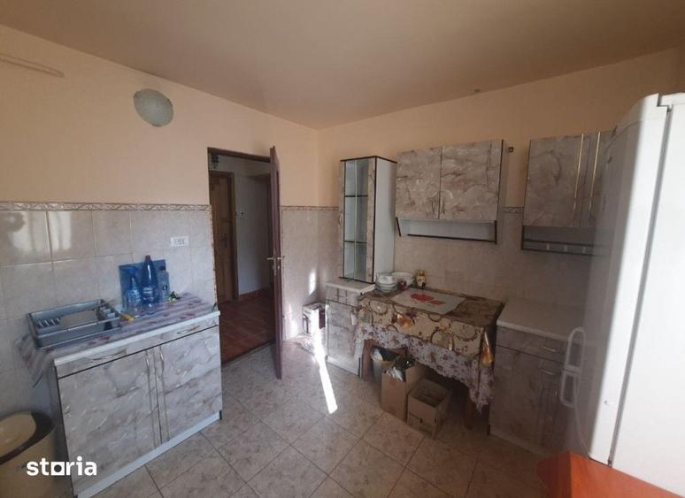 Apartament cu 3 camere în Dărmănești