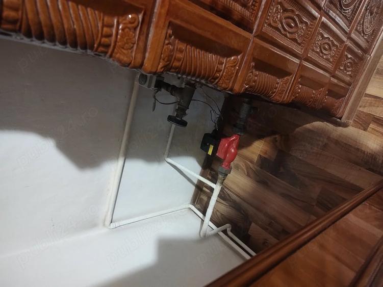 Apartament cu 2 camere decomandat în Central