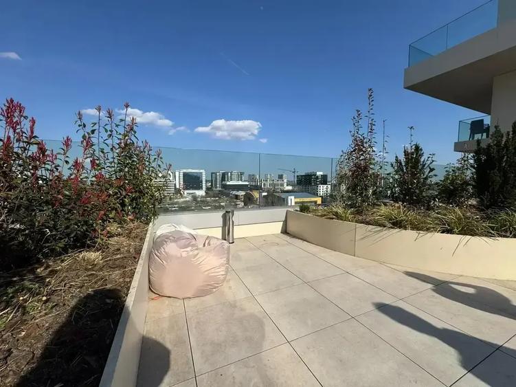 Apartament cu 2 camere decomandat în Aviației