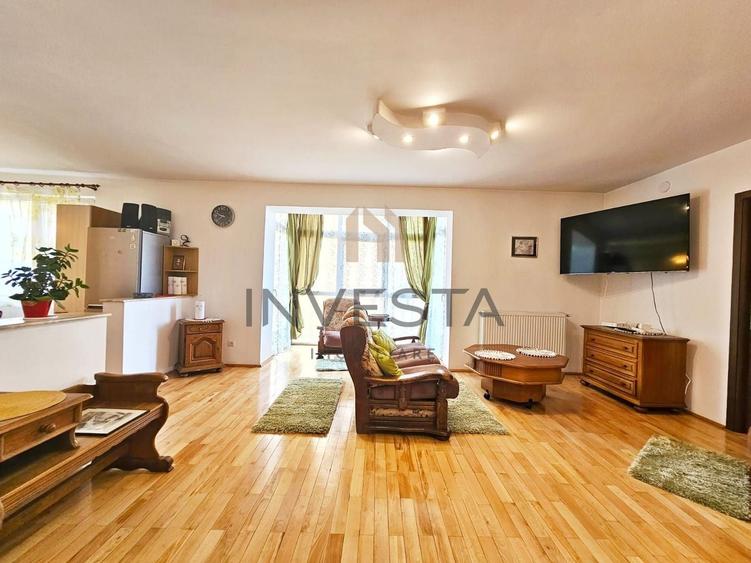 Apartament spatios cu 10 camere si parcare de inchiriat, Borhanci! - 1