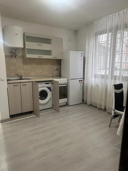 Garsonieră semidecomandată în Brazda lui Novac