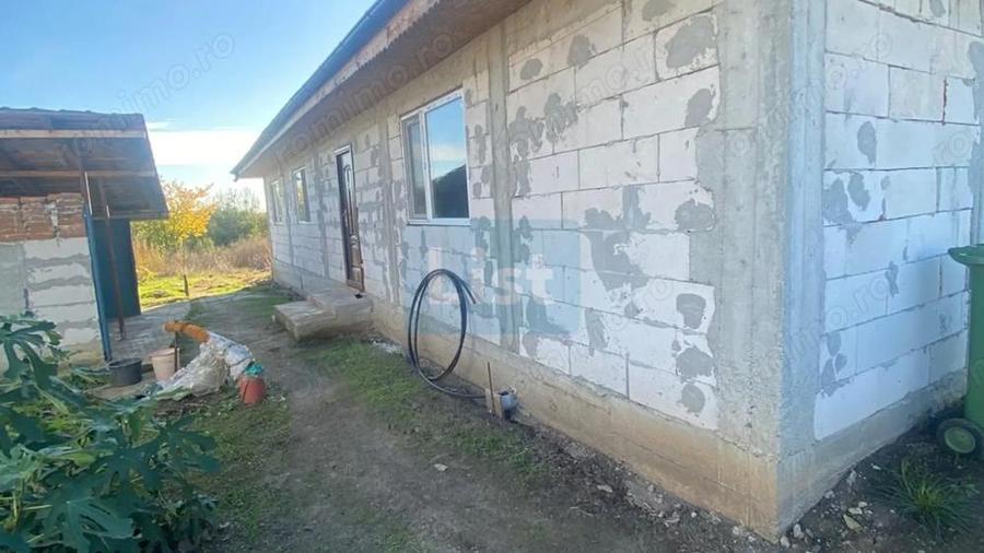 Oferta - Jud Giurgiu - teren 1.700 mp + construc?ie casa - 5