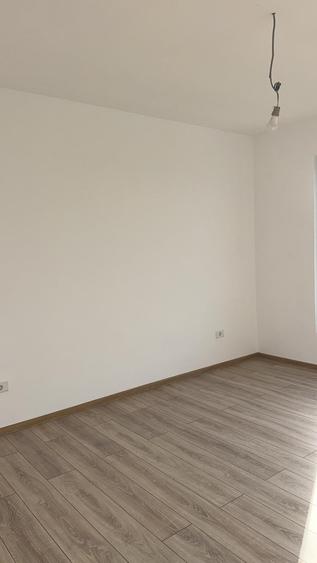 Casă individuală cu 3 camere cu Teren 300 Mp în Berceni