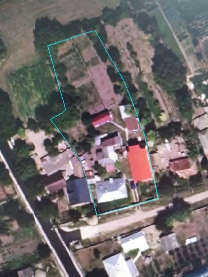 Casă cu 4 camere în Ștefănești