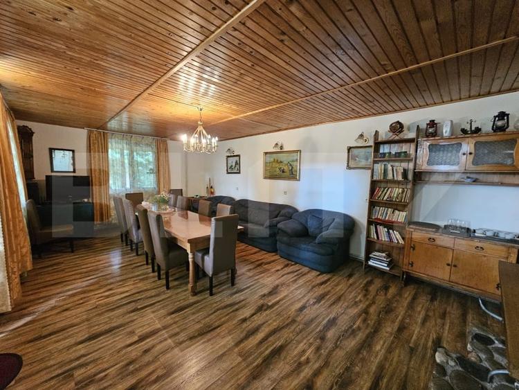 Hotel/Pensiune, de 223 mp, în Botești (Câmpeni)