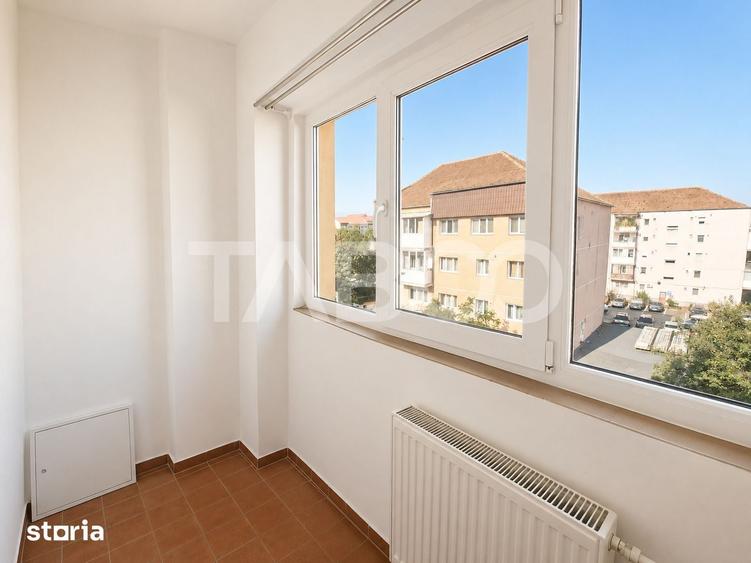 Apartament cu 2 camere decomandat în Ștrand