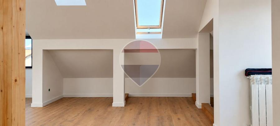 Casă individuală cu 5 camere cu Teren 250 Mp în Barbu Văcărescu