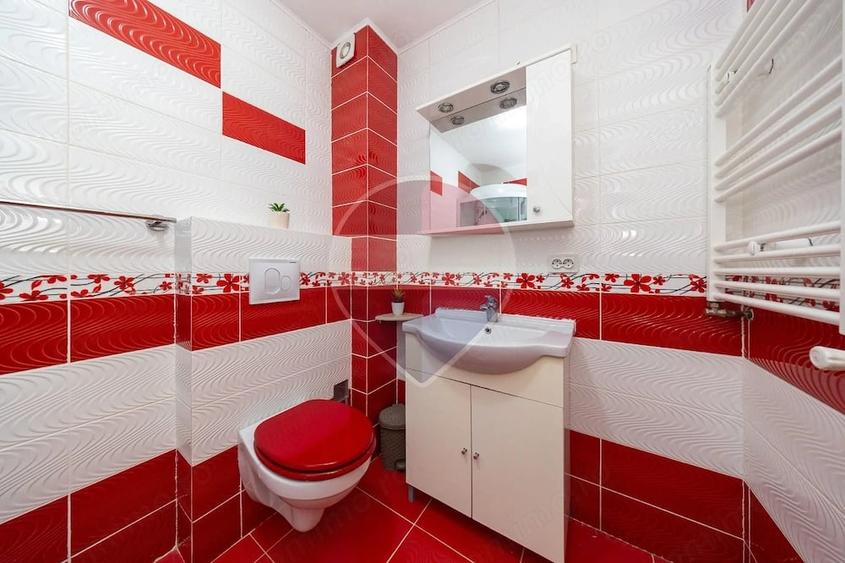Apartament cu 2 camere decomandat în Central