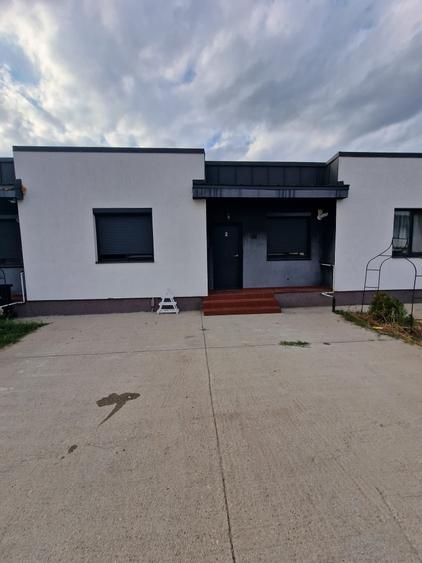 Casă cu 3 camere cu Canalizare în Măgurele