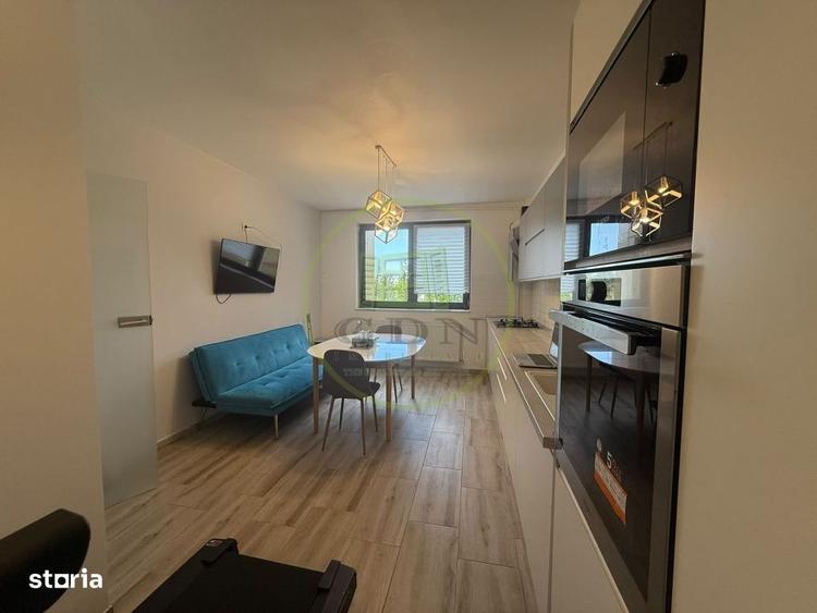 Apartament cu 3 camere decomandat, mobilat în Central