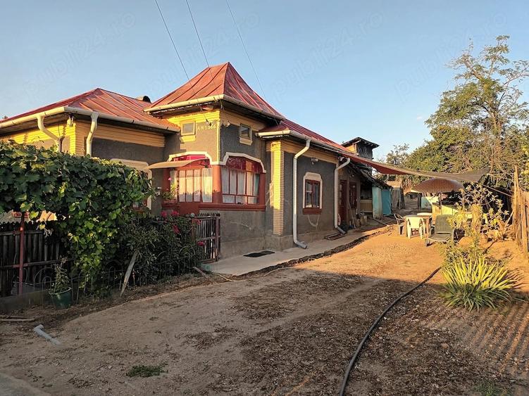 Casă cu 3 camere cu Teren 1736 Mp în Martalogi