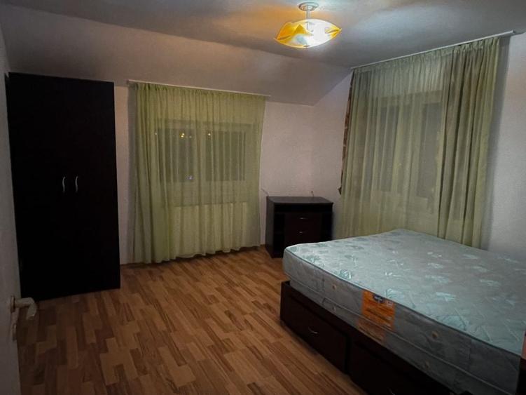 Casă cu 3 camere în Cetate