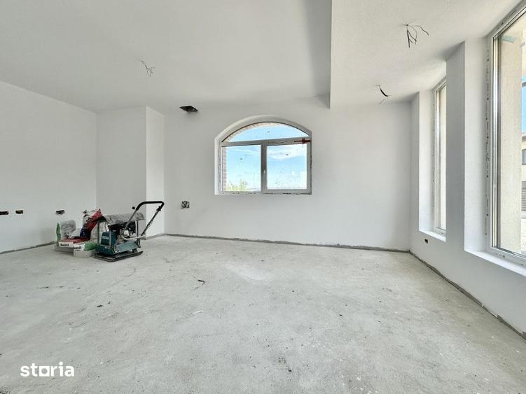 Casă cu 4 camere cu Teren 450 Mp în Apahida
