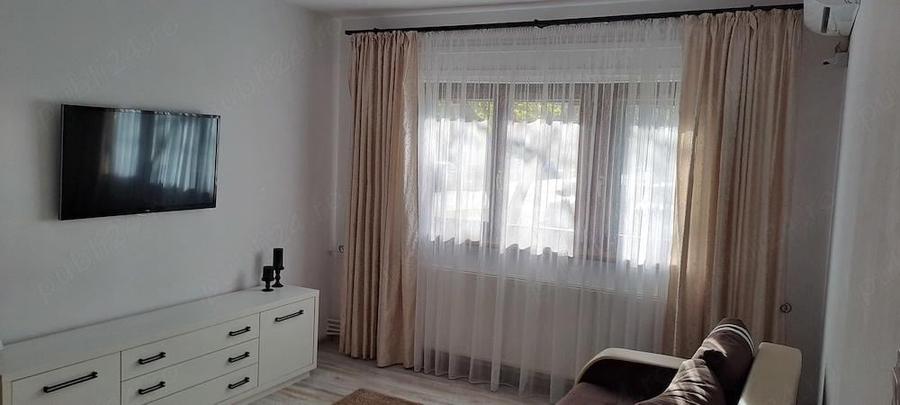 Apartament cu 2 camere semidecomandat în Polivalentă