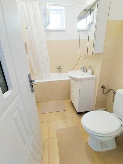 Apartament proaspat renovat, spre inchiriere- 2 camere Astra - 4