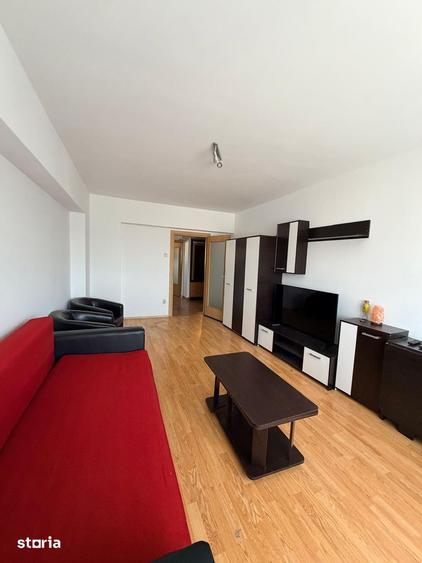 Apartament cu 2 camere decomandat în Nicolina