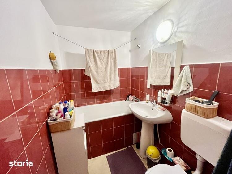 Apartament cu 2 camere semidecomandat în Rogerius