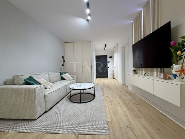 Apartament modern, finisat premium, balcon mare, mobilat complet. - 2