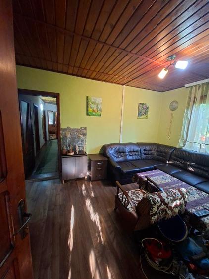 Casă individuală cu 3 camere cu Teren 1635 Mp în Exterior Sud