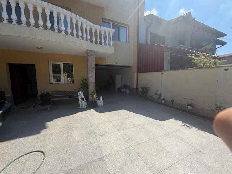 Casă cu 6 camere cu Canalizare în Fundeni