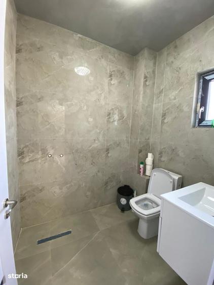Casă cu 3 camere în Central