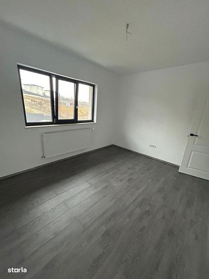 Casă cu 4 camere cu Teren 250 Mp în Valea Lupului