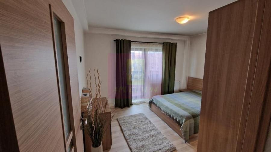 Apartament cu 3 camere decomandat în 13 Septembrie