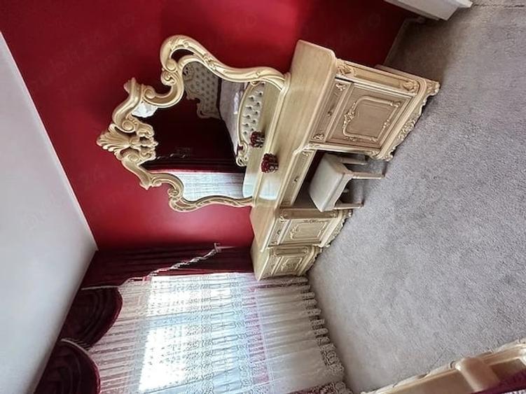 Apartament cu 2 camere semidecomandat în Centrul Istoric